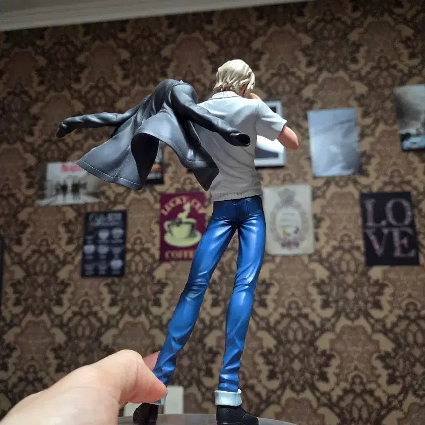 [BUNJANG] Conan TMS 1/8 Scale Amuro Figure / 코난 TMS 1/8스케일 아무로 피규어