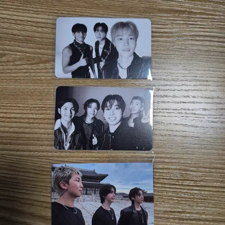 [BUNJANG] BTS Arirang Unit Black and White Group Photocard / 방탄소년단아리랑  유닛 포토카드 흑백 단체 사진
