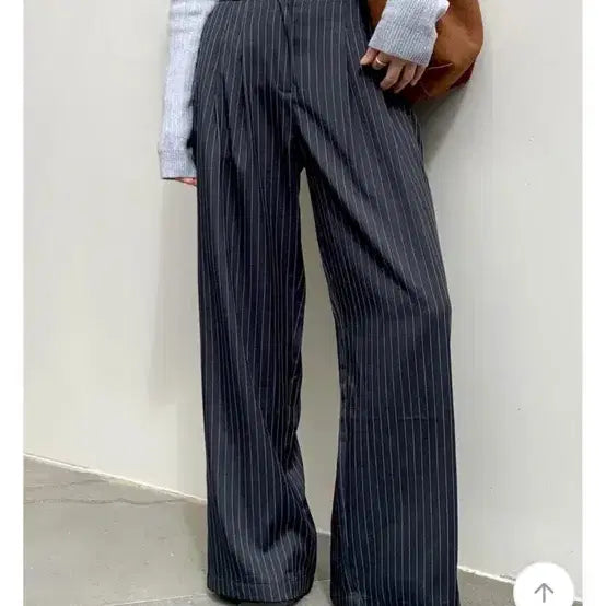 [BUNJANG] 66Girls Striped Navy Slacks L / 육육걸즈 스트라이프 네이비 슬렉스 L