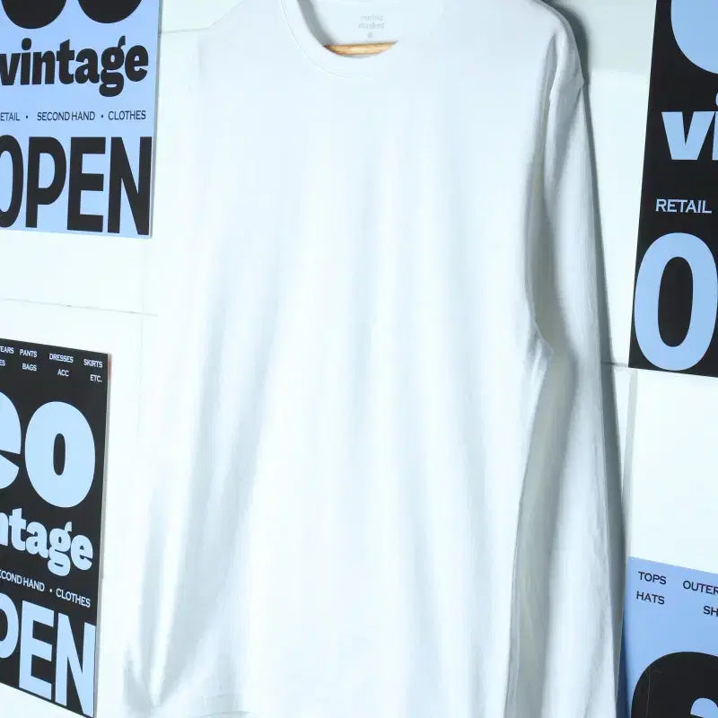 [SOLD OUT] (L-XL) 무신사스탠다드 긴팔티셔츠 베이직 면 쭉티 화이트-17D6E
