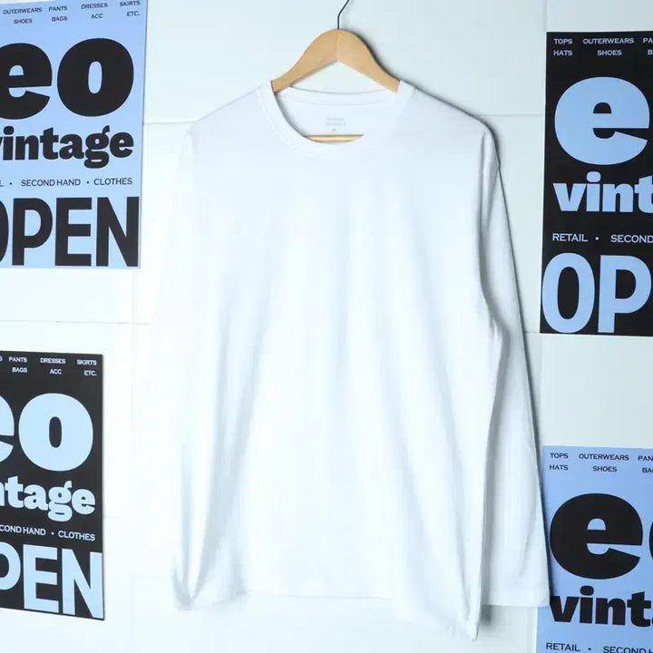[SOLD OUT] (L-XL) 무신사스탠다드 긴팔티셔츠 베이직 면 쭉티 화이트-17D6E