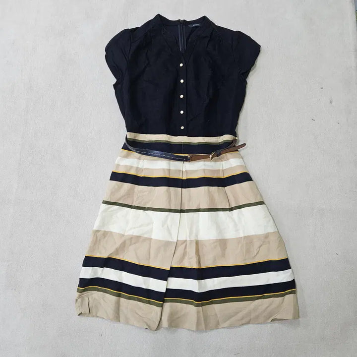 [BUNJANG] Hazzys Striped Dress / 90-165 헤지스 스트라이프 원피스 0327Y