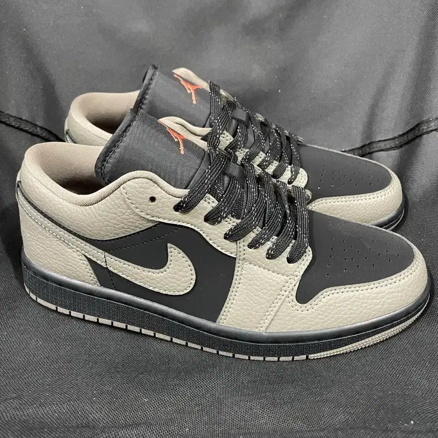 [BUNJANG] Nike Air Jordan 1 Low Black/Grey Sneakers / 나이키 에어 조던 1 로우 블랙/그레이 사이즈:260