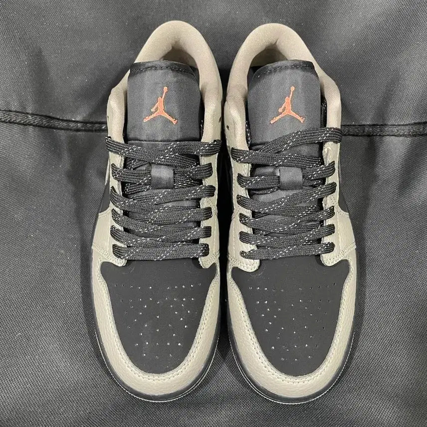 [BUNJANG] Nike Air Jordan 1 Low Black/Grey Sneakers / 나이키 에어 조던 1 로우 블랙/그레이 사이즈:260