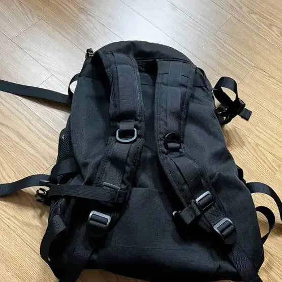 [SOLD OUT] 벤 데이비스 검정 백팩