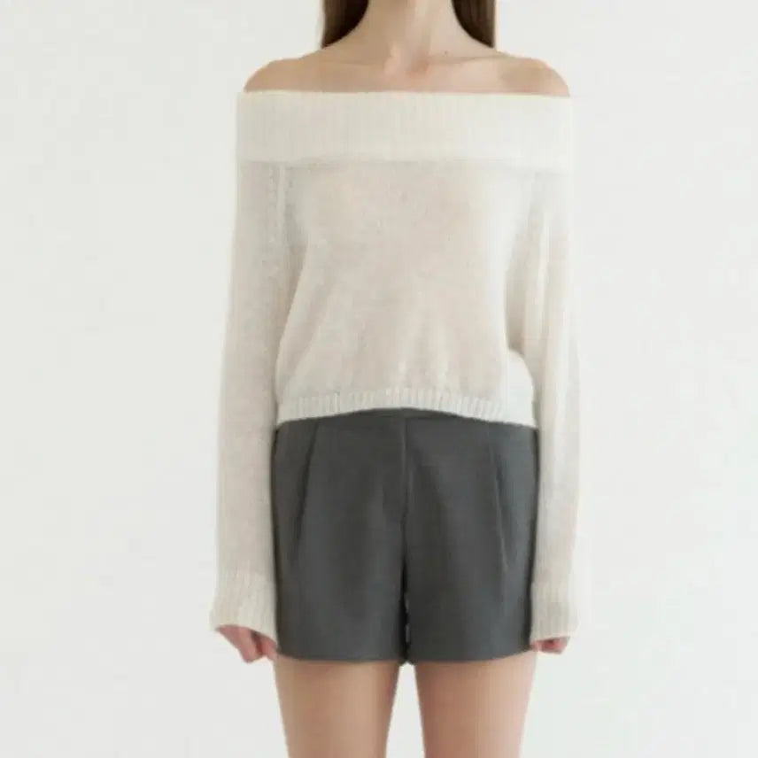 [BUNJANG] Le Vain Off-Shoulder Knit Sweater / 르베인 오프숄더 니트 아이보리