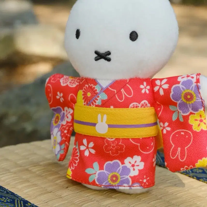 [BUNJANG] Sekiguchi Miffy Kimono Mascot Keyring / 일본 세키구치 기모노 입은 미피 miffy 마스코트 키링