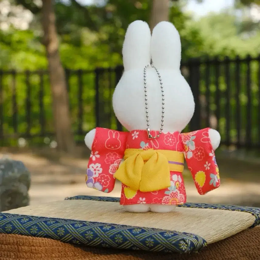 [BUNJANG] Sekiguchi Miffy Kimono Mascot Keyring / 일본 세키구치 기모노 입은 미피 miffy 마스코트 키링