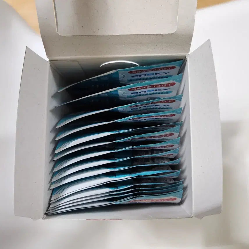 [BUNJANG] Kaiju No. 8 Clear Card Box (First Edition) / 괴수8호 클리어카드 박스