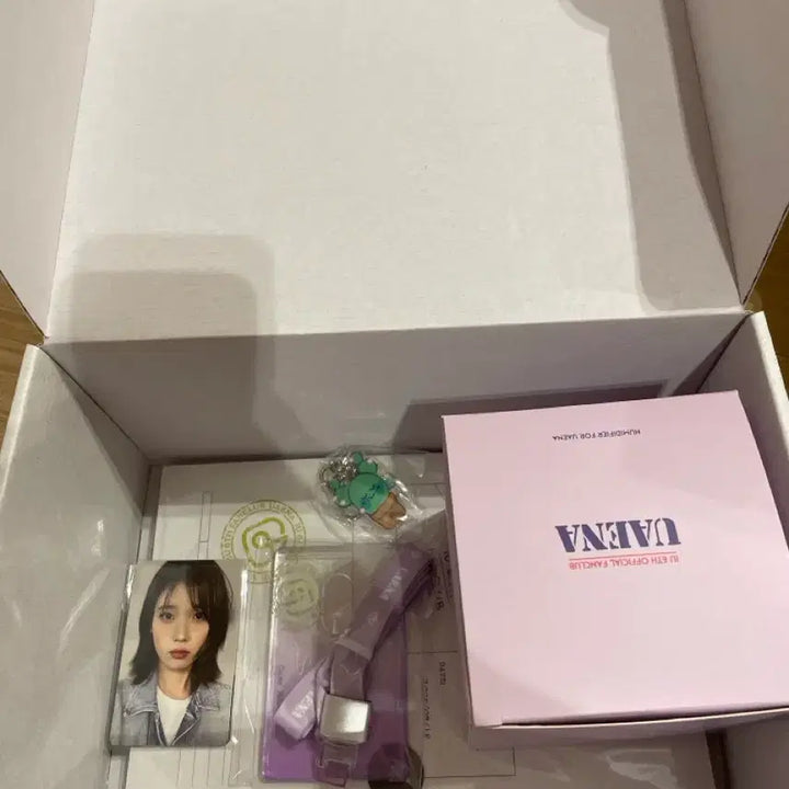 [BUNJANG] IU 6th Fanclub Kit / 아이유 6기팬클럽 키트 팝니다