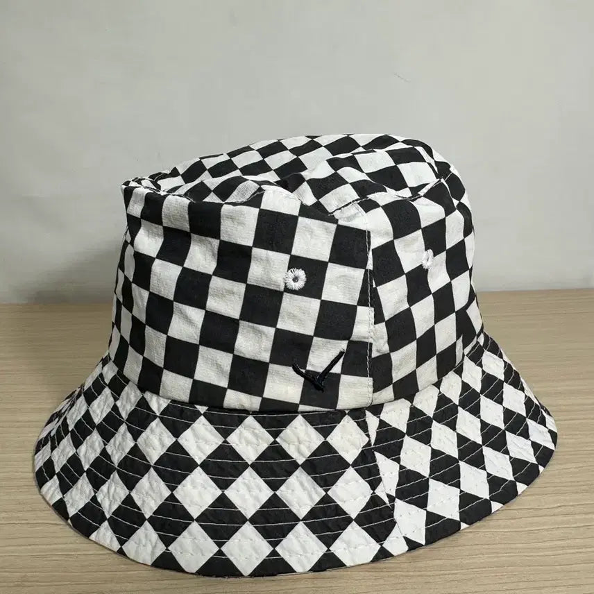 [BUNJANG] RASTEL Grid Pattern Bucket Hat / RASTEL 벙거지모자