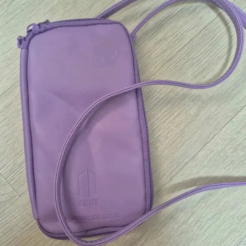 [BUNJANG] BTS Japan Membership Pouch / 방탄bts 일본 재팬 멤버쉽 굿즈 파우치