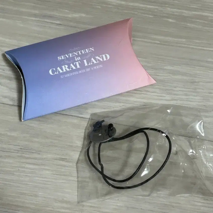 [BUNJANG] SEVENTEEN Caratland Bracelet / 세븐틴 캐럿랜드 팔찌