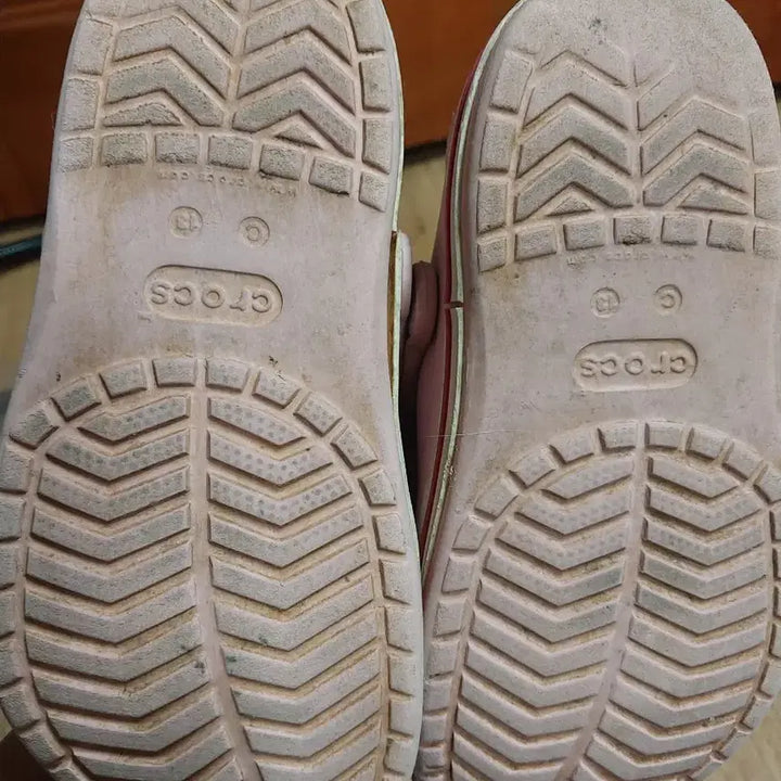 [BUNJANG] Crocs Kids Size 180 Shoes / 크록스 180.