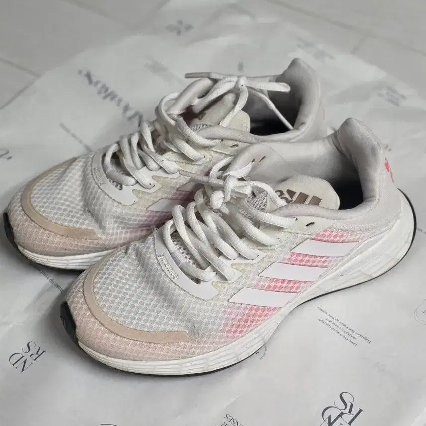 [BUNJANG] Adidas Duramo 230 Running Shoes / 아디다스 듀라모 230 아디다스 운동화 런닝화 핑크 분홍 운동화 봄운동화