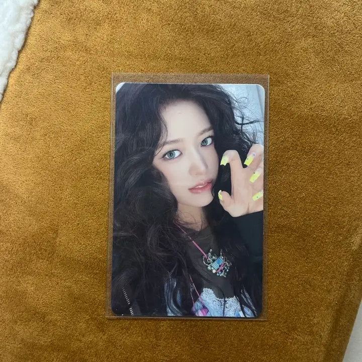 [BUNJANG] IVE An Yujin Photocard / 아이브 리바이브 앨범 안유진 포카