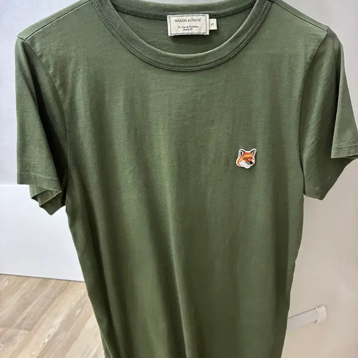 [BUNJANG] Maison Kitsuné Khaki T-Shirt / Maison Kitsune 메종키츠네 반팔 티셔츠 카키