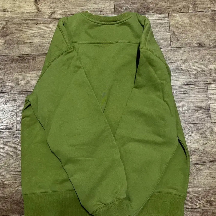 [BUNJANG] Rough Side Avocado Patch Sweatshirt / 러프사이드 맨투맨 아보카도 1사이즈