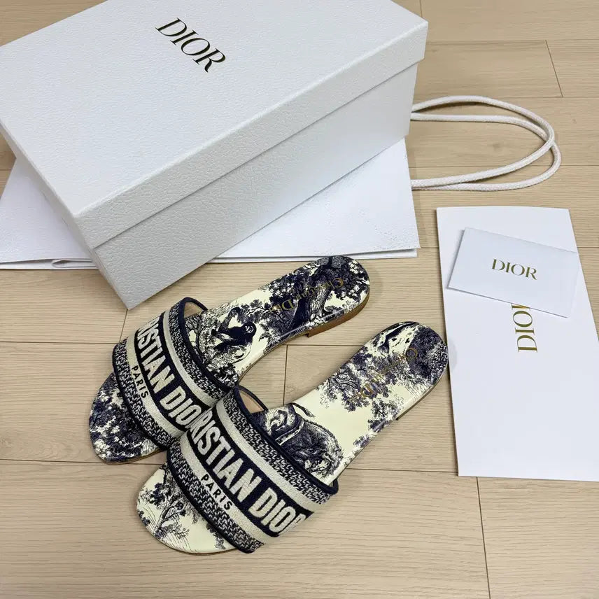 [BUNJANG] Dior D-Way Mule Slippers / 디올 디웨이 뮬 슬리퍼 36.5사이즈