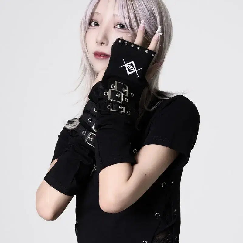 [BUNJANG] REFLEM Belt Embellished Arm Warmers / REFLEM 레플렘 벨트 장식 암 워머