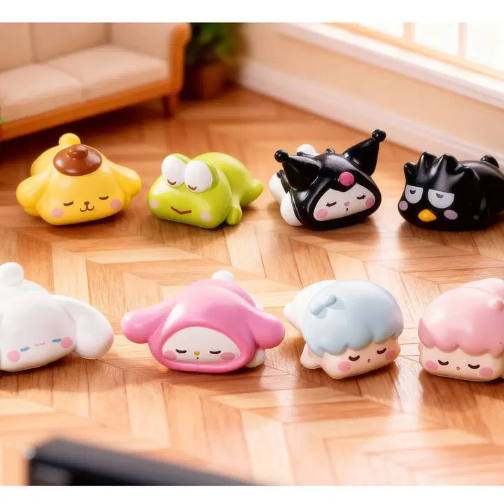 [BUNJANG] Sanrio Sleeping Miniature Figure Set (12 Pieces) / 잠자는 산리오 미니어처 세트 12종