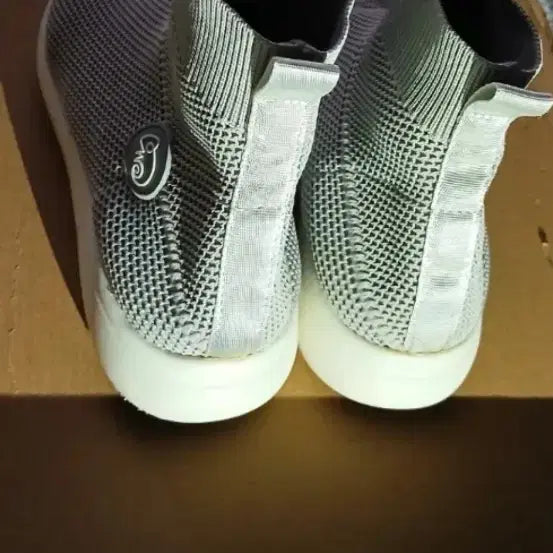 [BUNJANG] Chameleon Knit Socks Sneakers / 카멜레온 니트 삭스 스니커즈