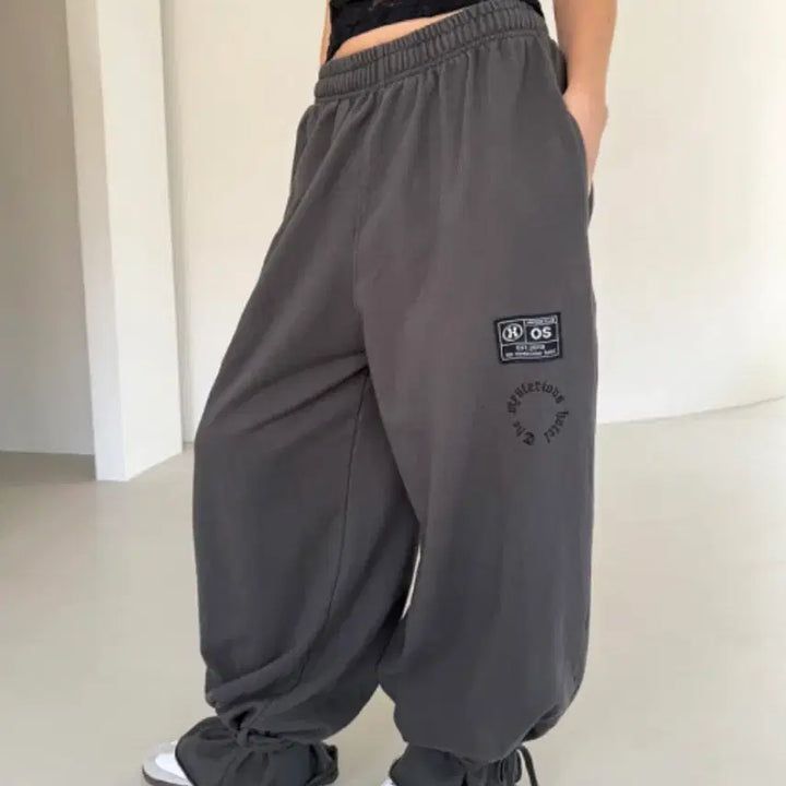 [BUNJANG] The Mysterious Hotel Patch Strap Damage Pants / 더미스테리어스호텔 패치 스트랩 데미지 팬츠