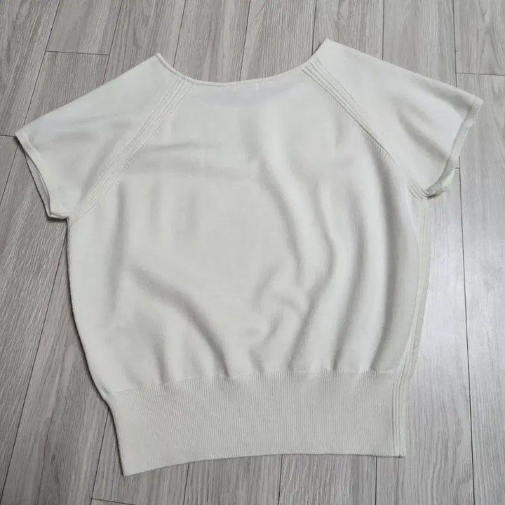 [SOLD OUT] 시에sie 베니아 크롭니트 아이보리m