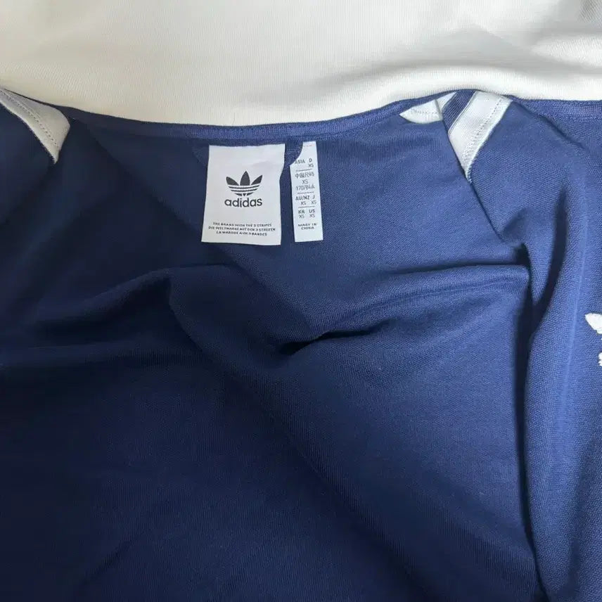 [BUNJANG] Adidas Navy/White Three-Stripes Track Top Unisex / 아디다스 네이비/화이트 삼선 트랙탑 남여공용
