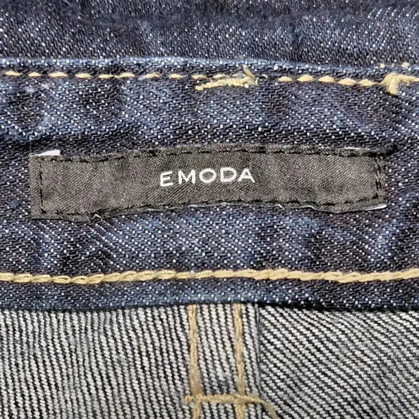 [BUNJANG] EMODA Fold Over High Waist Wide Denim Jeans (Size 1) / [EMODA] 에모다 하이웨이스트 폴드 오버 와이드 데님 (사이즈 1)