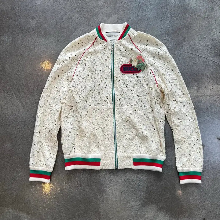 [BUNJANG] Gucci Flower Lace Bomber Jacket / 구찌 플라워 레이스 봄버 자켓(정품)