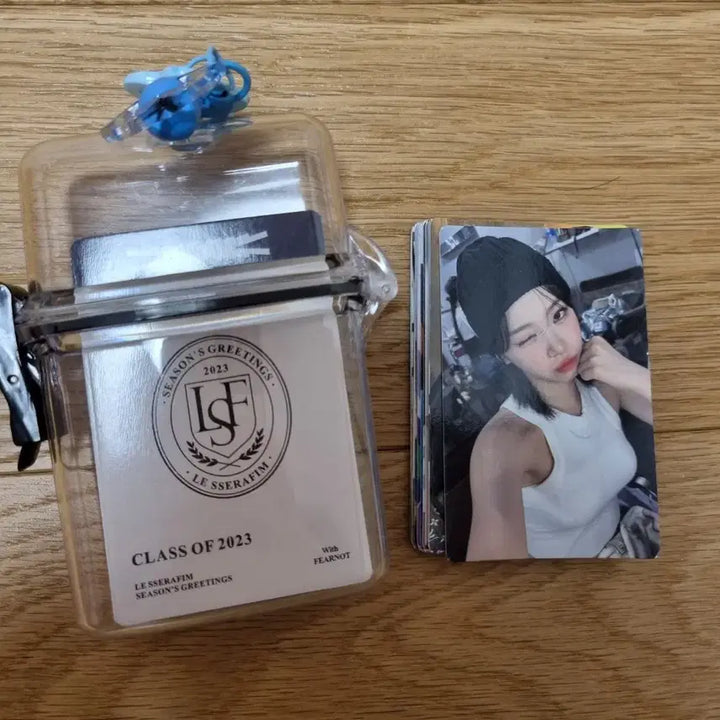 [BUNJANG] LE SSERAFIM Unofficial Goods Bundle Set / 르세라핌굿즈 비공굿포카 담케 키링 일괄 아이돌포카 포장계