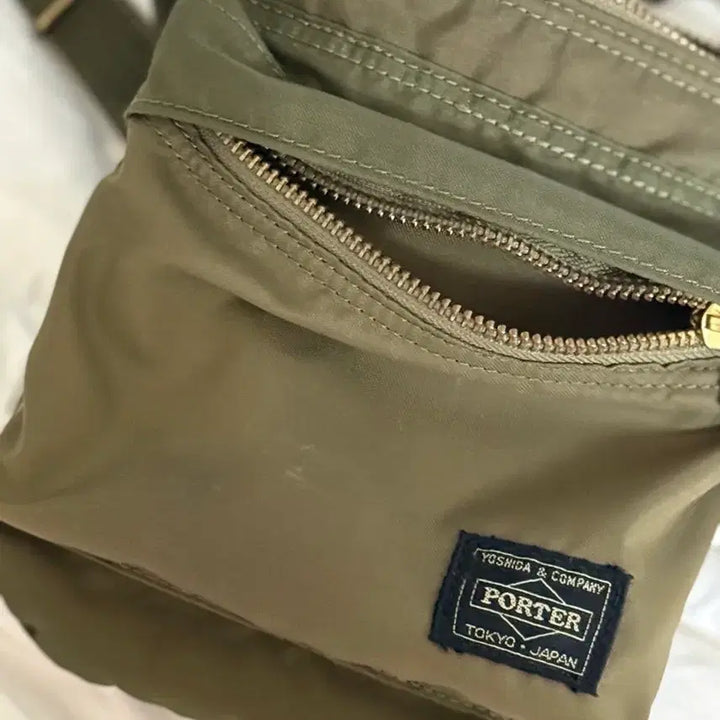 [BUNJANG] Porter Force Shoulder Pouch Sage Green / 포터 포스 숄더 파우치 세이지 그린