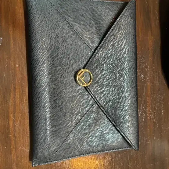 [BUNJANG] Fendi Clutch / 펜디 클러치