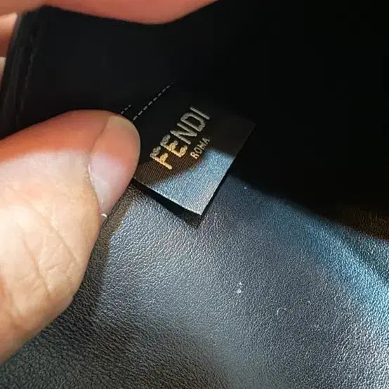 [BUNJANG] Fendi Clutch / 펜디 클러치