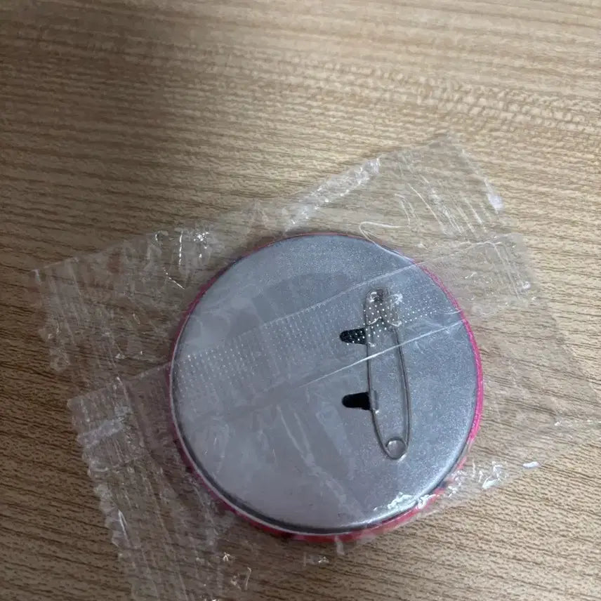 [BUNJANG] Demon Slayer Nezuko Badge / 귀멸의 칼날 네즈코 뱃지