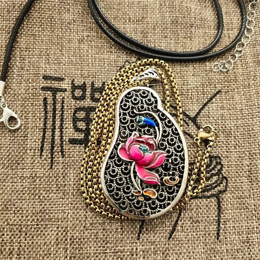 [BUNJANG] Guanyin Bodhisattva Lotus Necklace Pendant / 관세음보살 연꽃 목걸이 펜던트