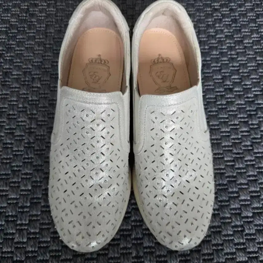 [BUNJANG] Elcanto Height Increasing Sneakers (Size 235) / 엘칸토 키높이 스니커즈 235