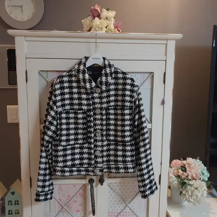 [BUNJANG] Zara Tweed Jacket (55-66) / 자라 트위드자켓/55-66