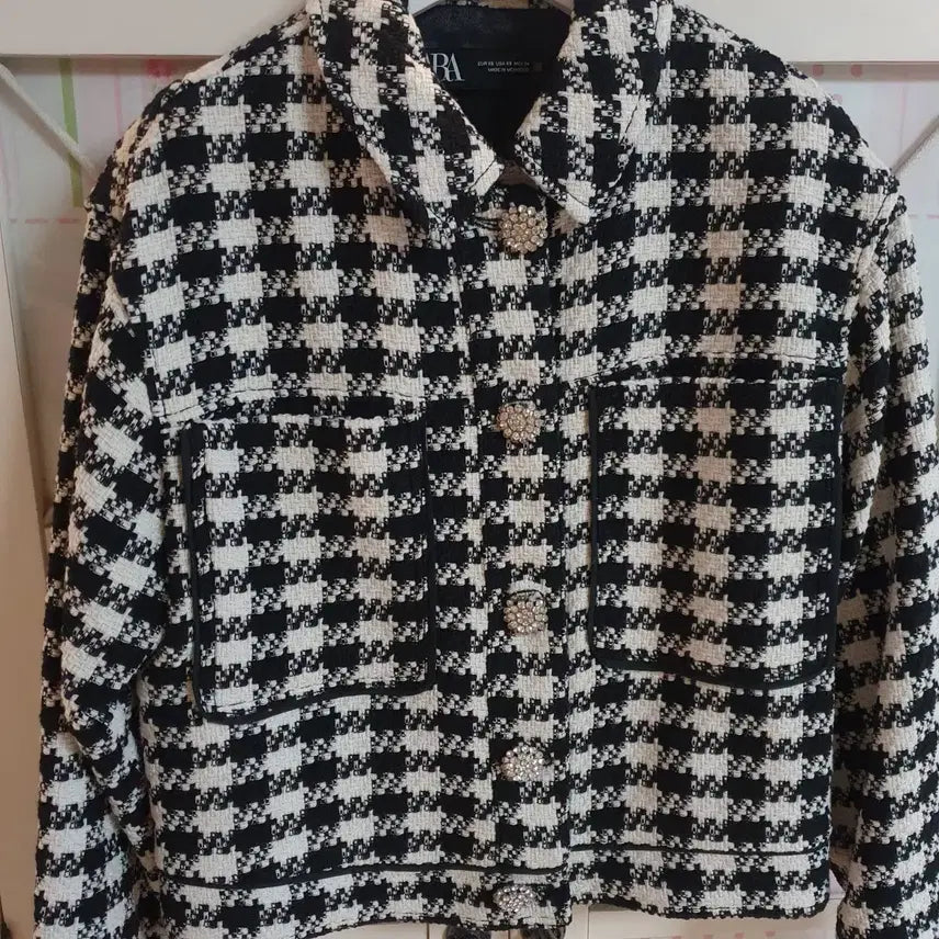 [BUNJANG] Zara Tweed Jacket (55-66) / 자라 트위드자켓/55-66