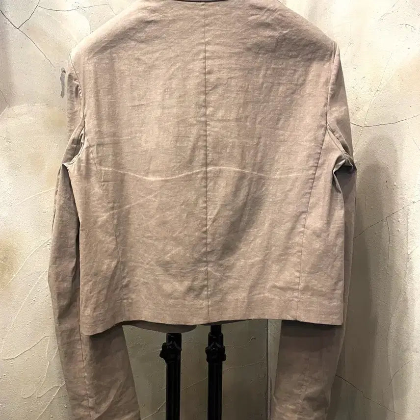 [SOLD OUT] 띠어리 린넨 비스코스 스판 노카라 자켓 55~날씬66