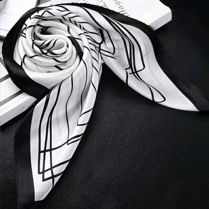 [BUNJANG] White Pattern Silk Scarf / 화이트 패턴 스카프