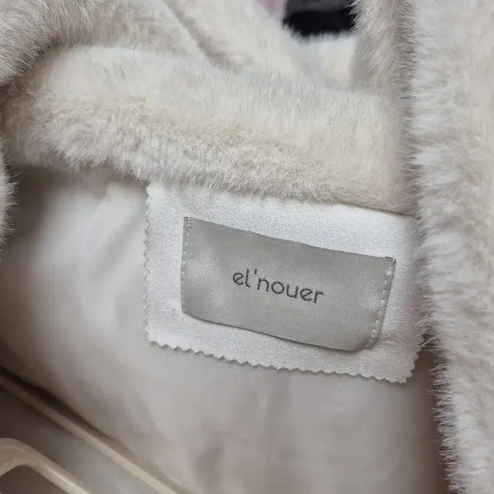 [BUNJANG] elnouer Faux Fur Hooded Jumper / elnouer 엘루에 인조퍼 후드점퍼