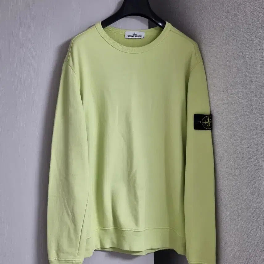 [BUNJANG] Stone Island Fluorescent Sweatshirt / 스톤아일랜드 맨투맨