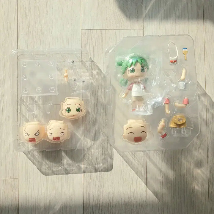 [SOLD OUT] 급처)가격내림 요츠바랑 넨도로이드 피규어
