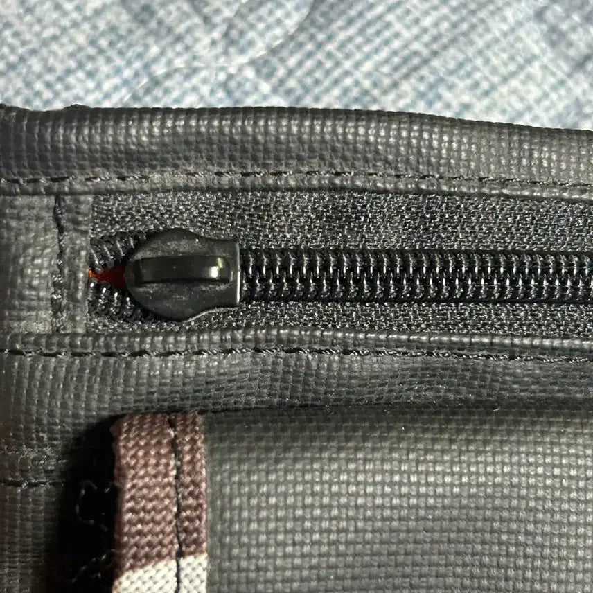[BUNJANG] Alpha Industries Crossbody Bag / 알파인더스트리 크로스백