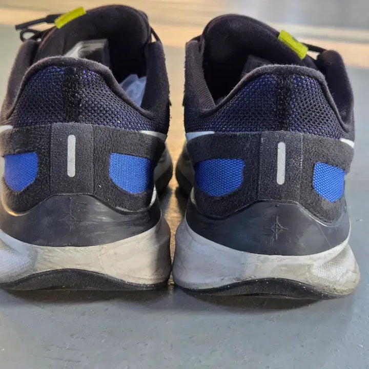 [BUNJANG] Nike DJ7883-003 Running Shoes / 나이키 런닝화 DJ7883-003 / 270