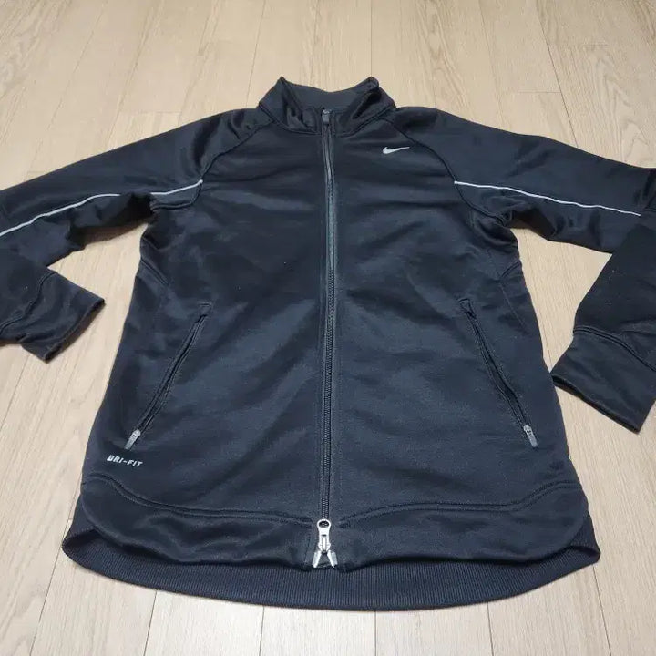 [BUNJANG] Nike Spring/Autumn Training Jacket / 나이키 춘추용 트레이닝 자켓 사이즈 90~95 판매합니다.