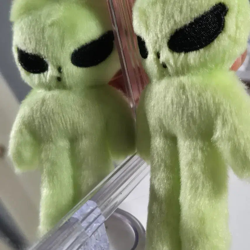 [BUNJANG] aespa Karina Long-legged Alien Doll / 에스파 카리나 KARINA인형 롱다리 왹먕이 정가이하양도