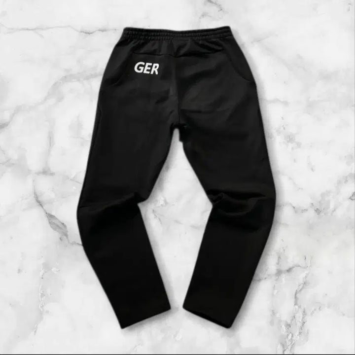 [BUNJANG] Descente Black Training Pants / 데상트 블랙 트레이닝 바지30